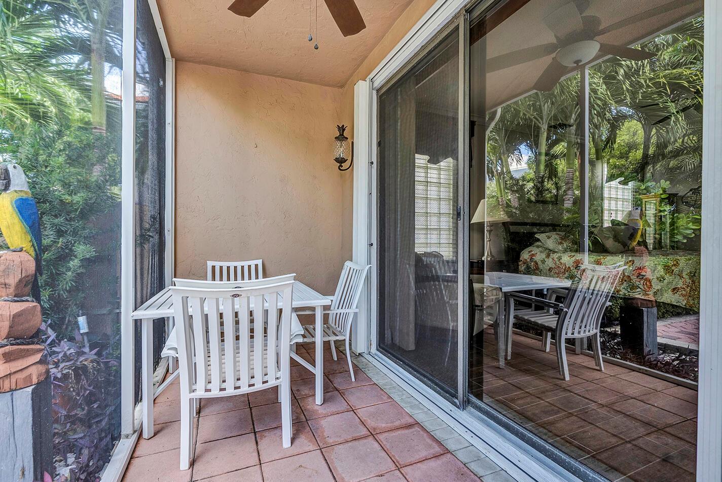PELICAN HARBOR PH 4 - Residential