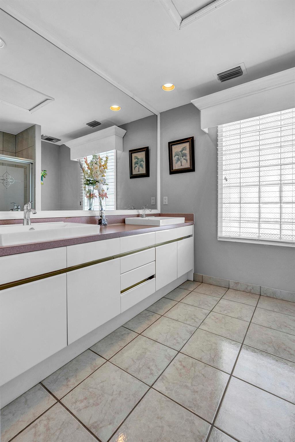 PELICAN HARBOR PH 4 - Residential