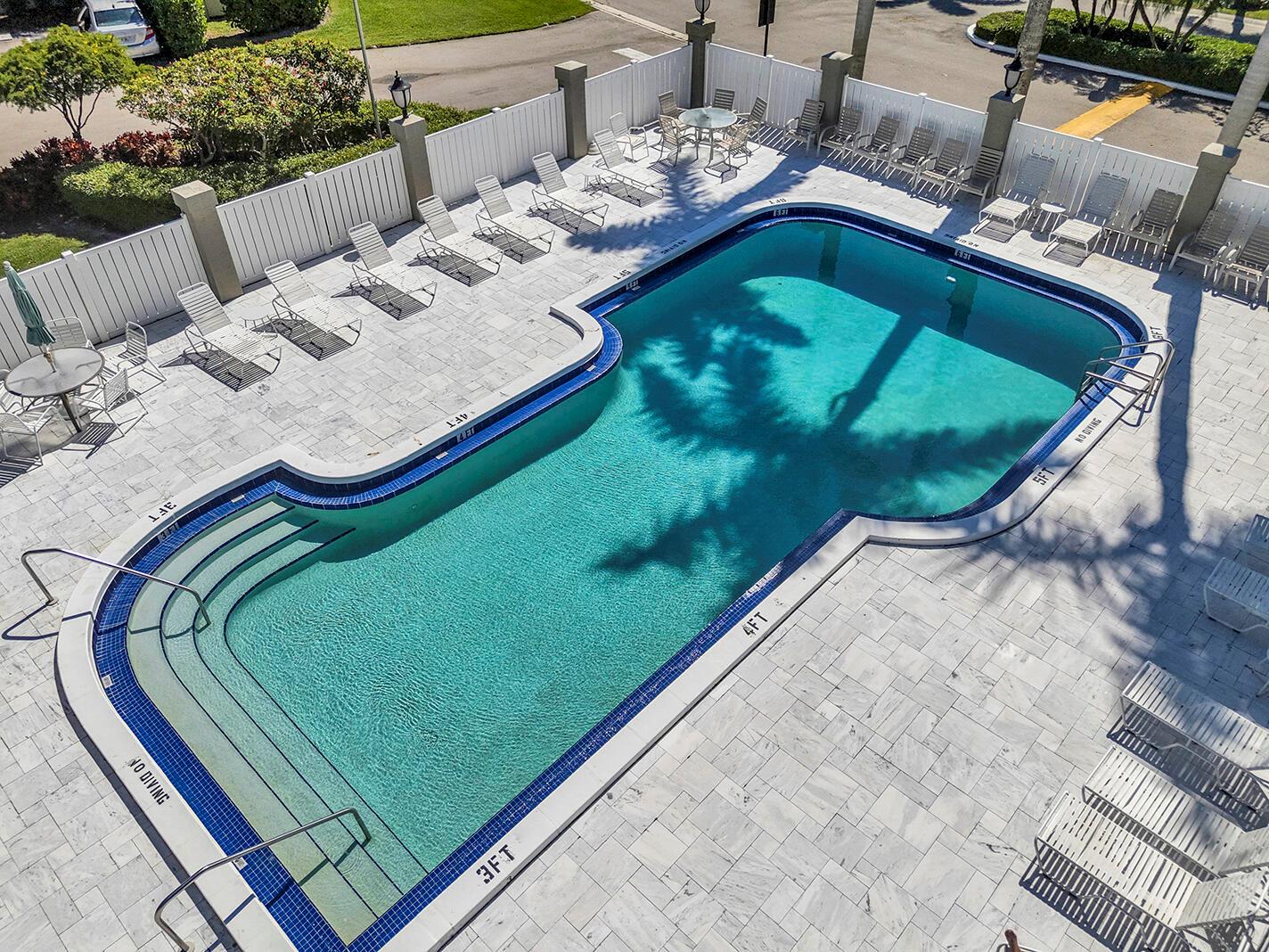 PELICAN HARBOR PH 4 - Residential