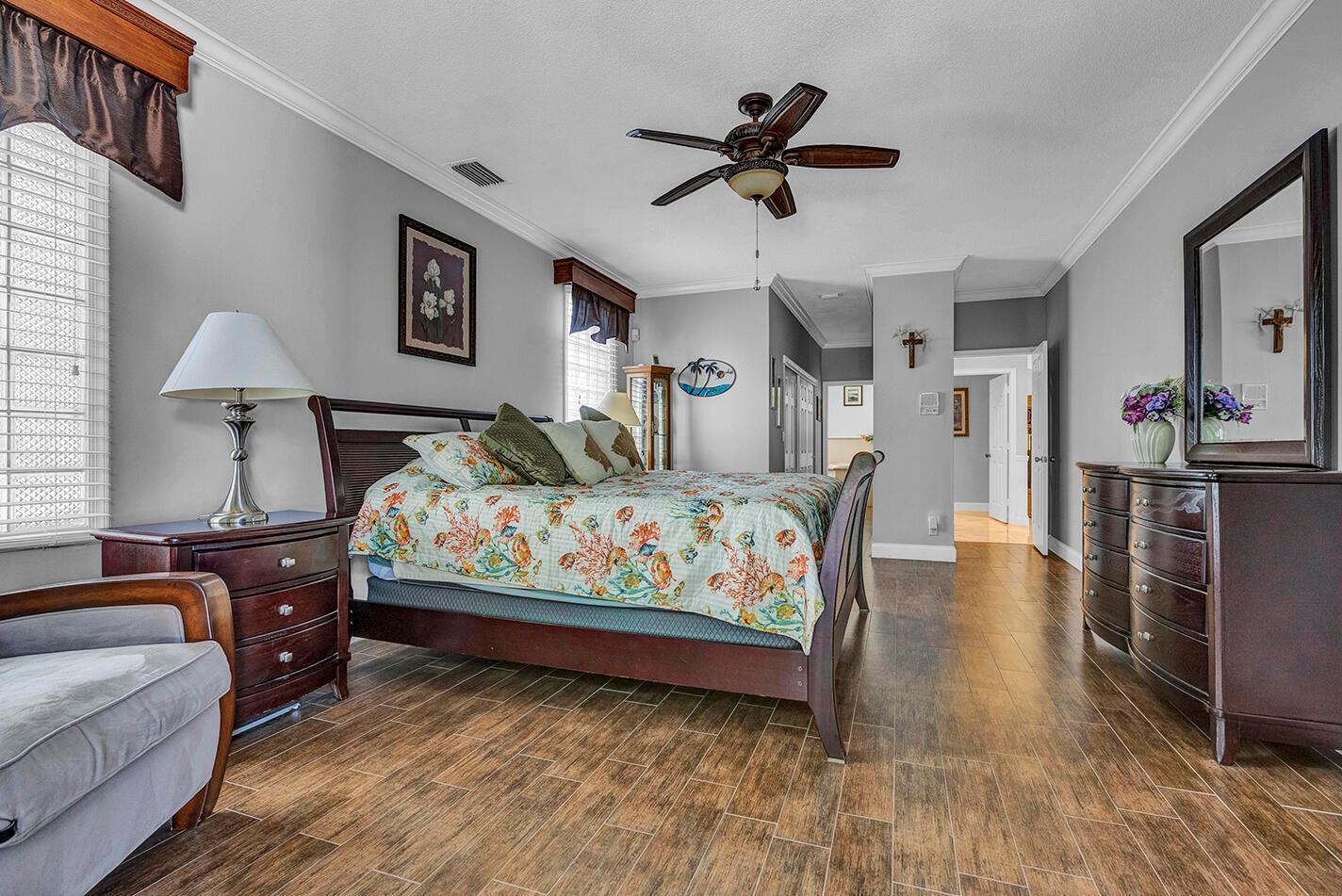 PELICAN HARBOR PH 4 - Residential