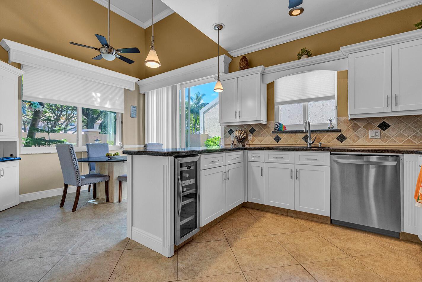 341 Pelican Way