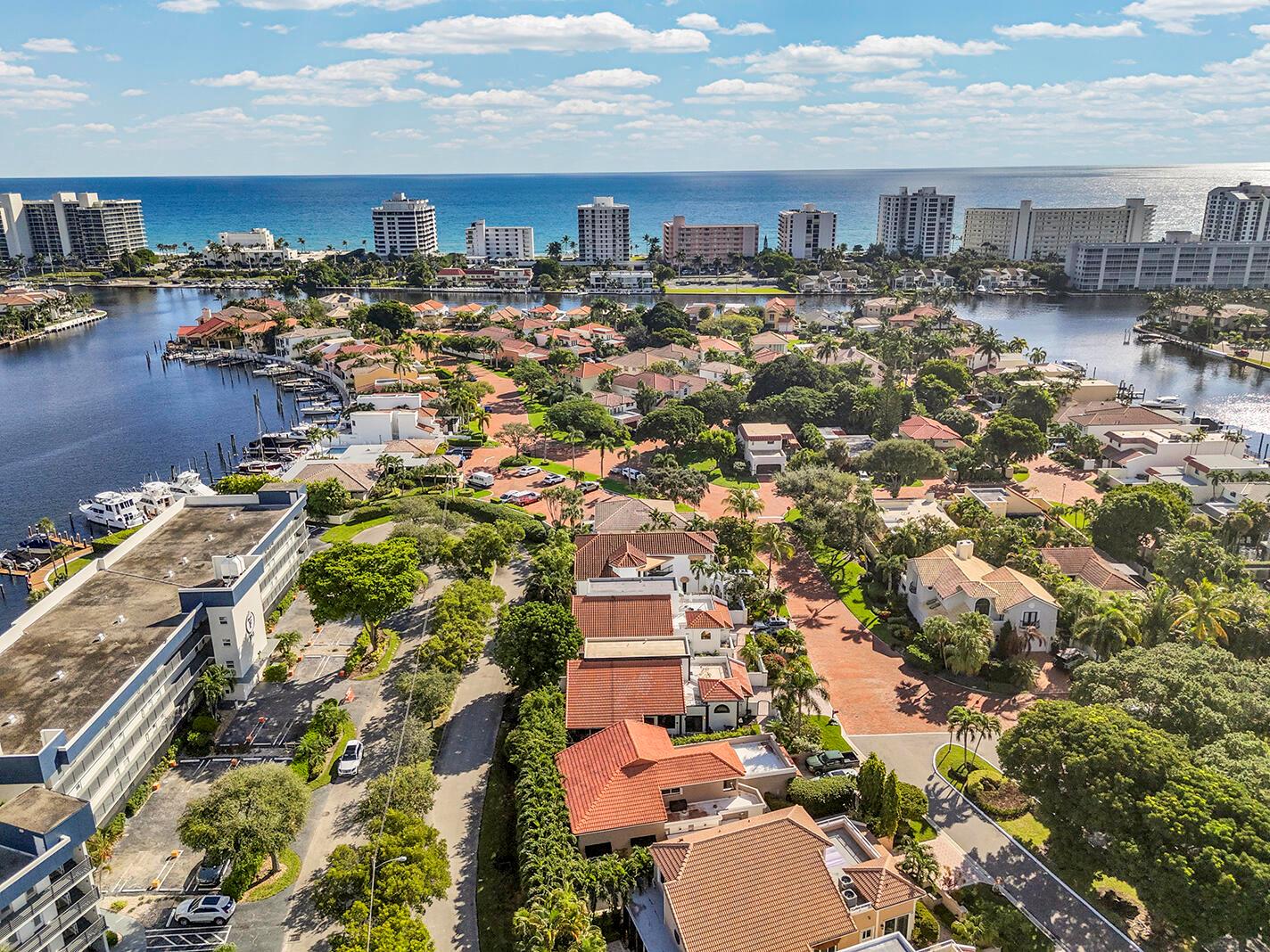 PELICAN HARBOR PH 4 - Residential