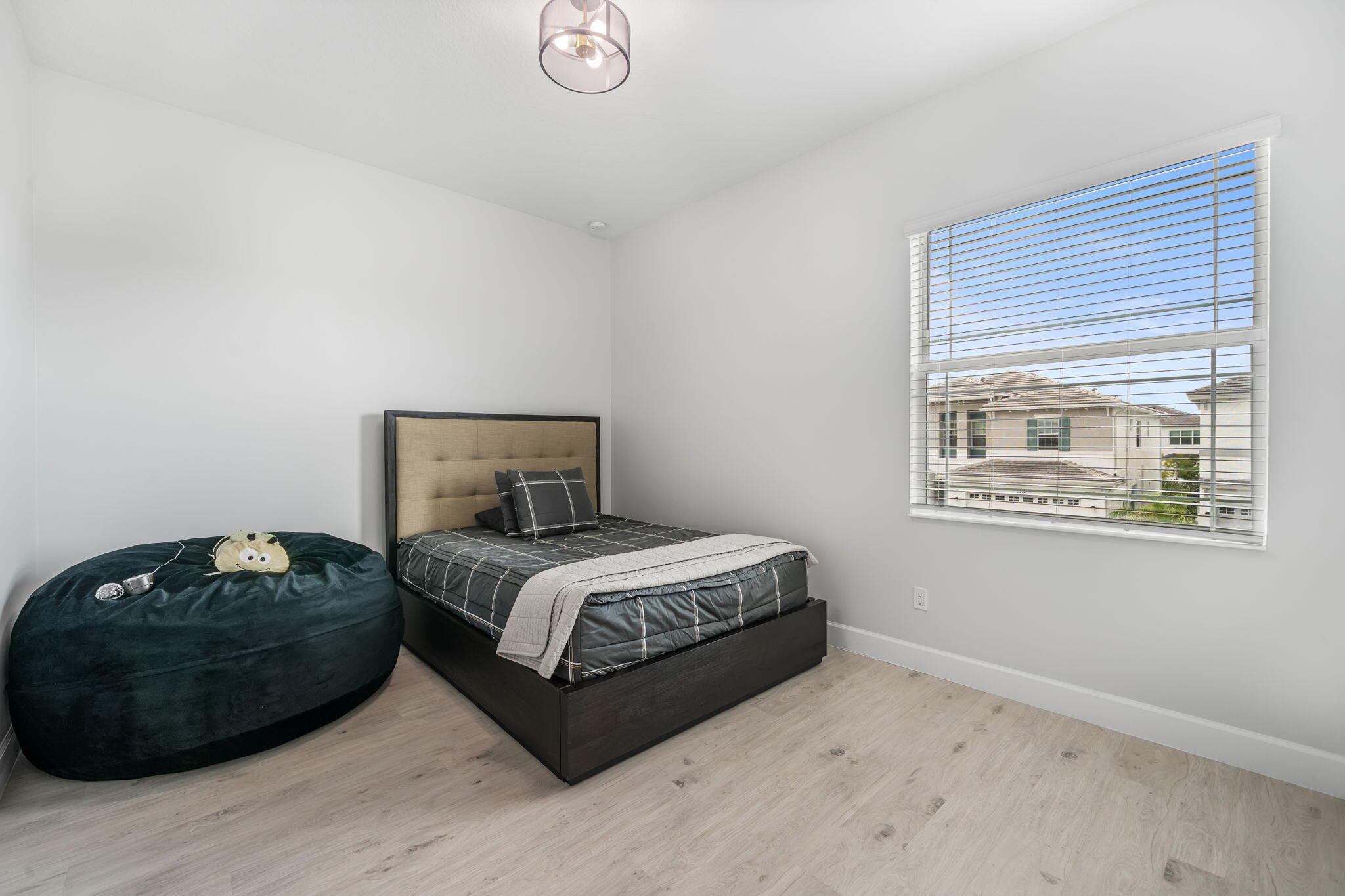 ORCHARDS OF WESTLAKE - Residential