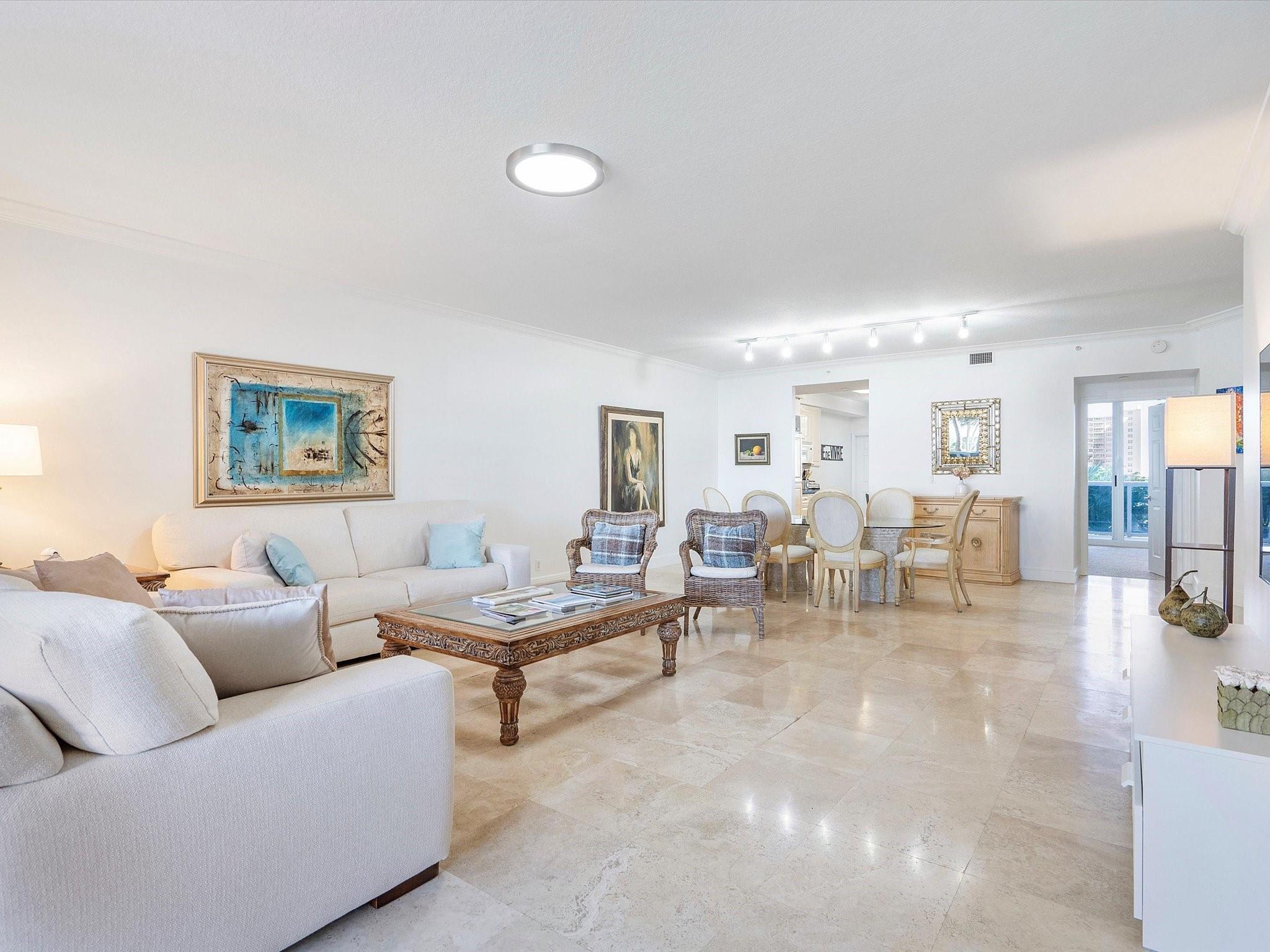 L'HERMITAGE II CONDO - Residential Lease