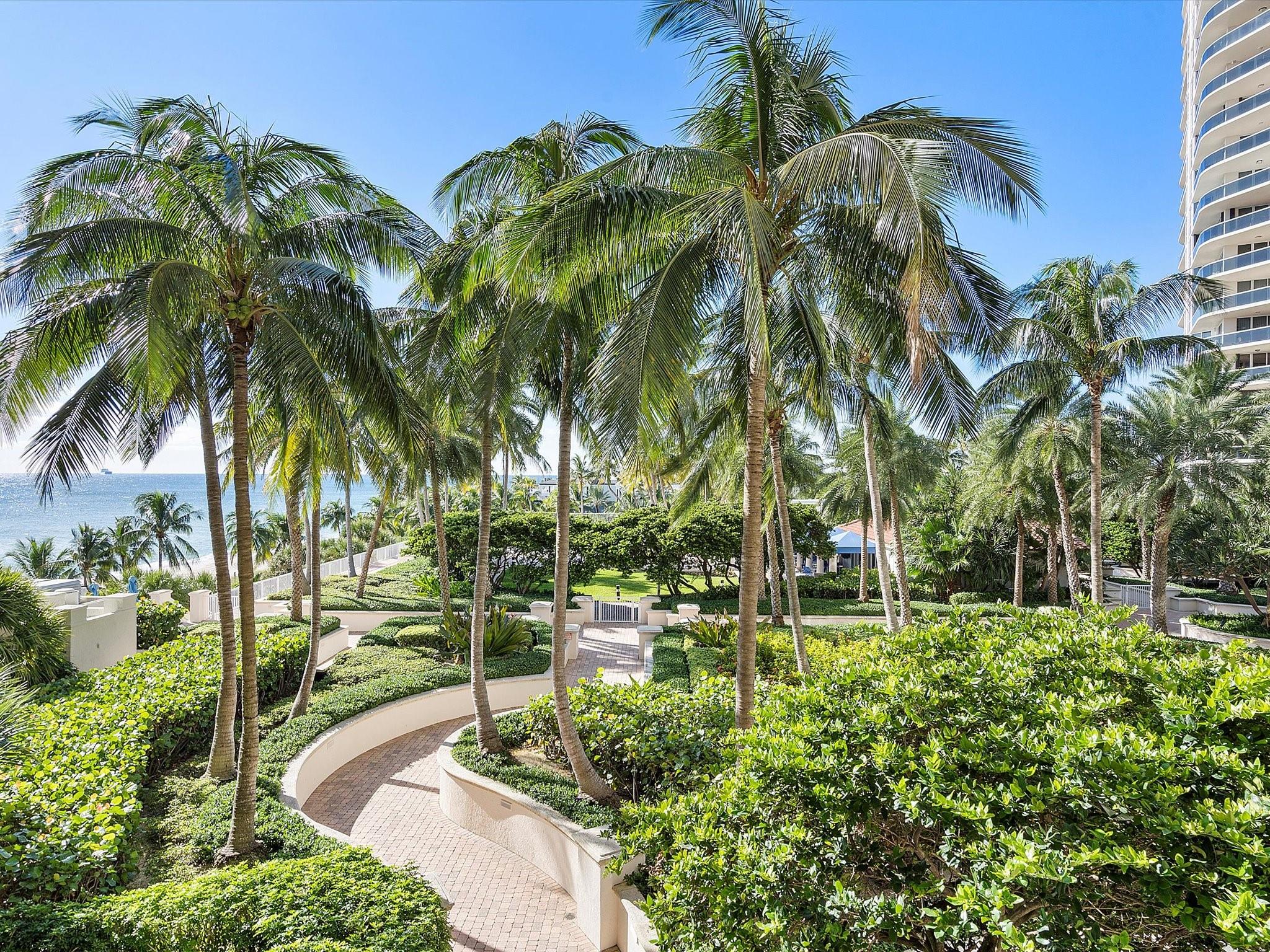 L'HERMITAGE II CONDO - Residential Lease