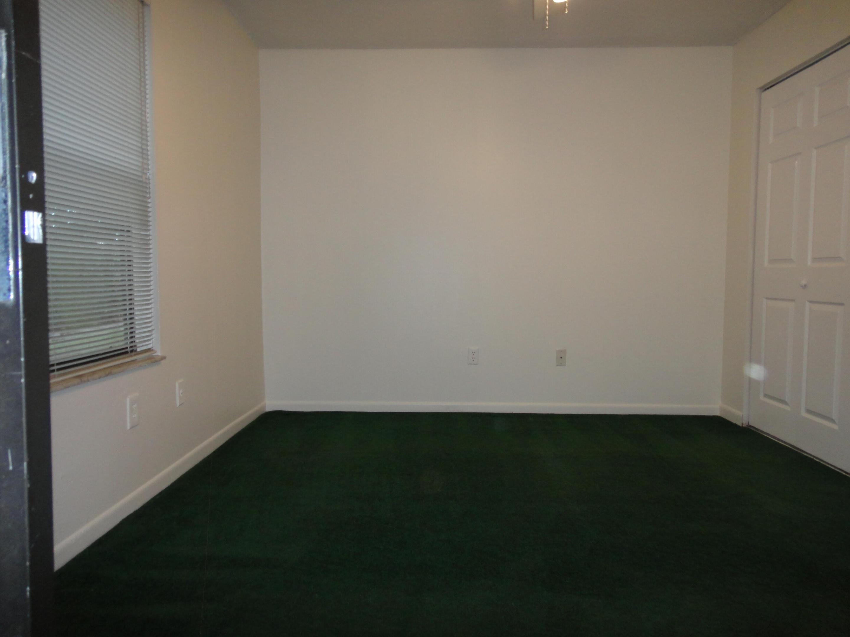 SHEFFIELD WOODS AT WELLINGTON CONDO - Residential