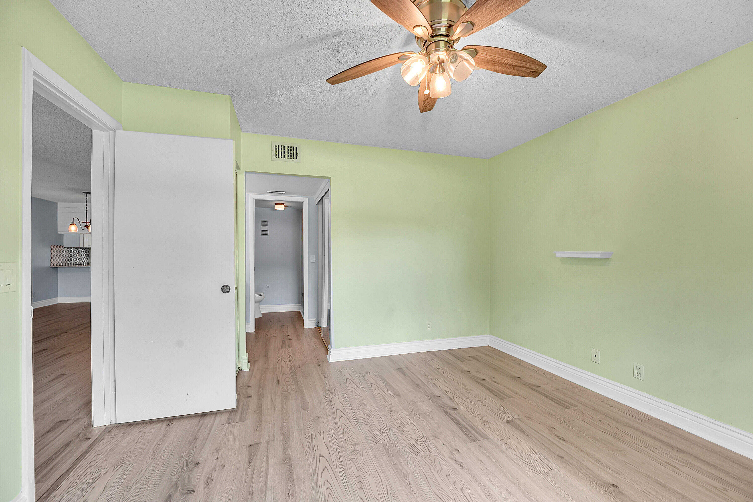 SABAL RIDGE CONDO - Residential