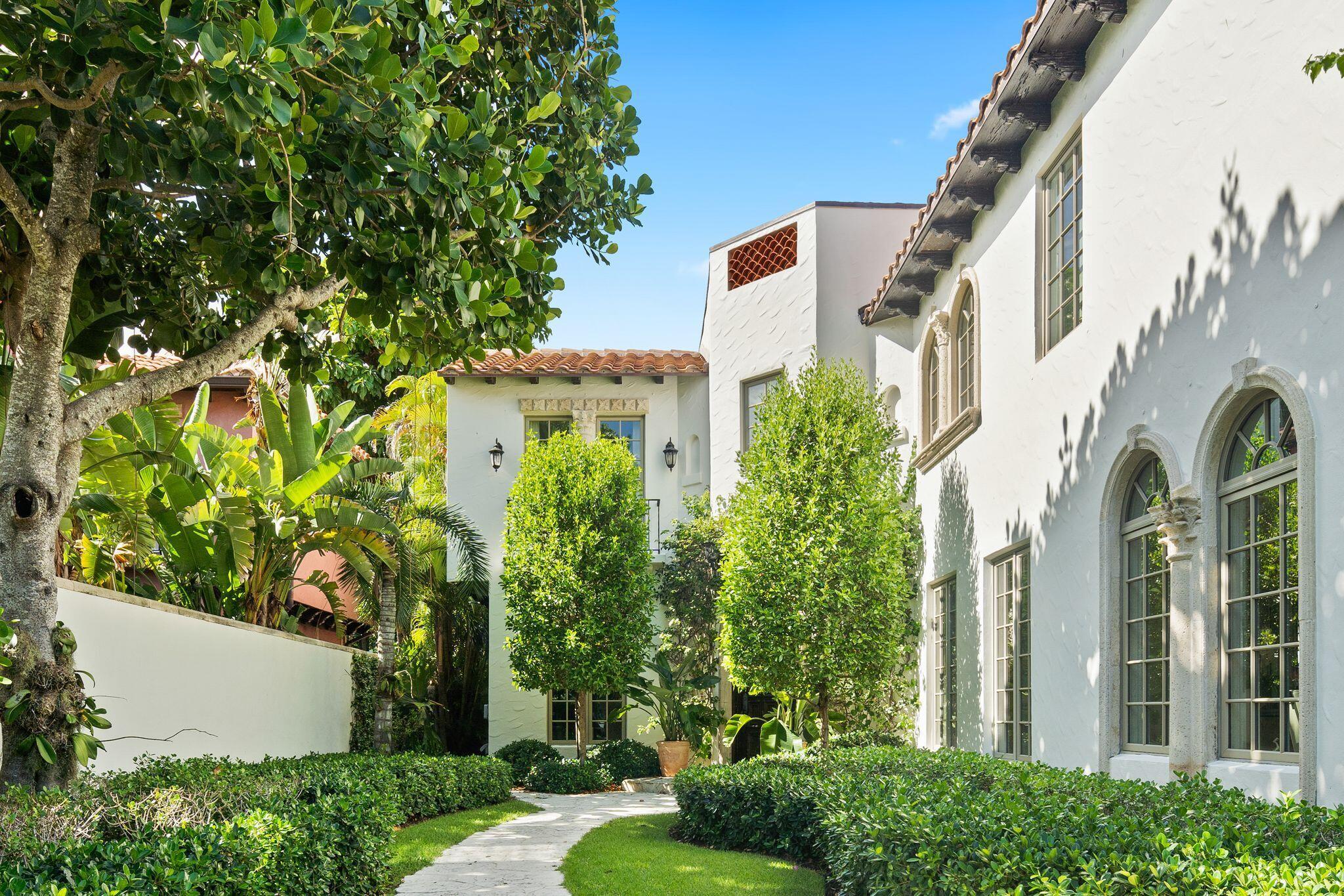 ROYAL PARK - Residential