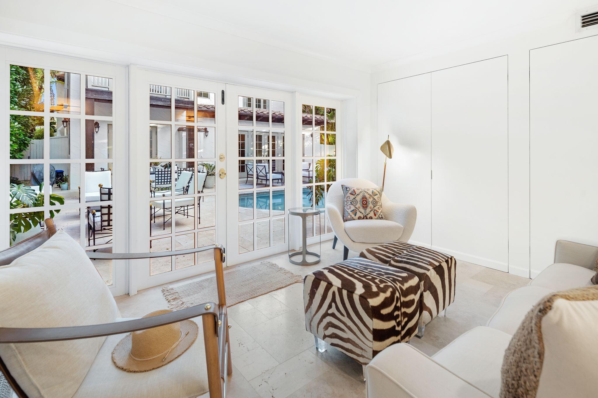 ROYAL PARK - Residential