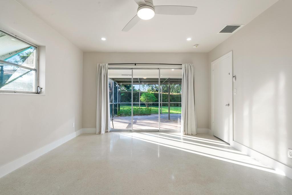 BOYNTON HEIGHTS - Residential Lease