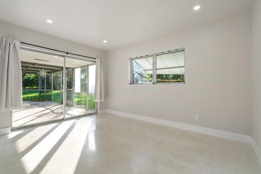 BOYNTON HEIGHTS - Residential Lease