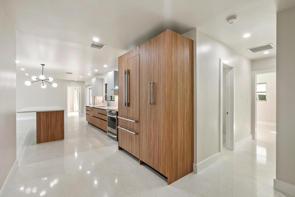 BOYNTON HEIGHTS - Residential Lease