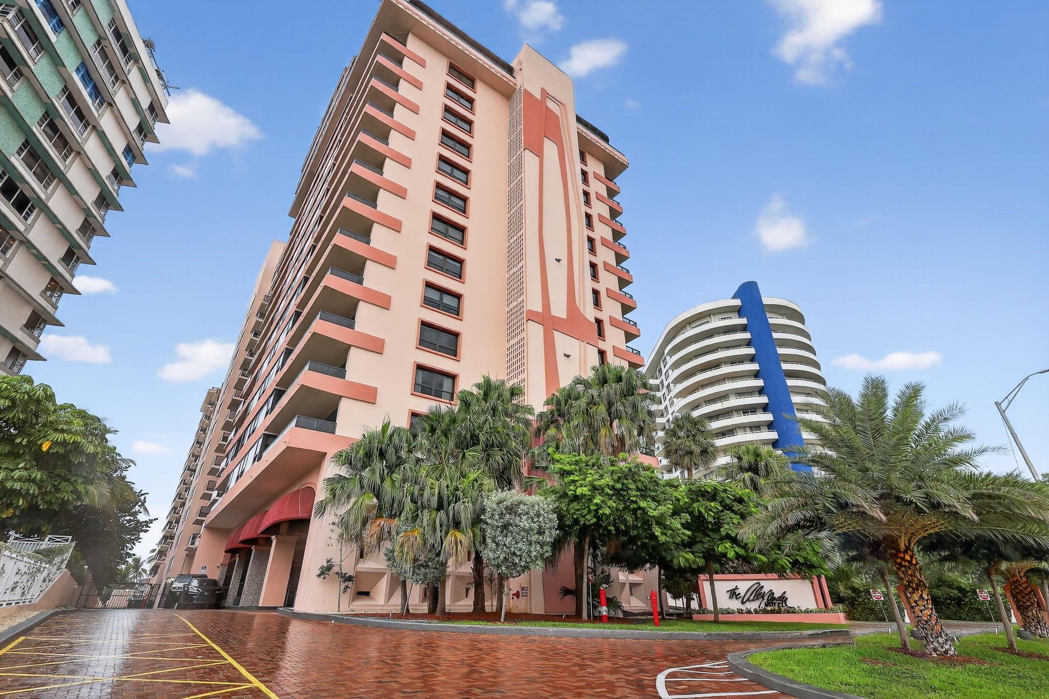 THE ALEXANDER CONDO - Residential