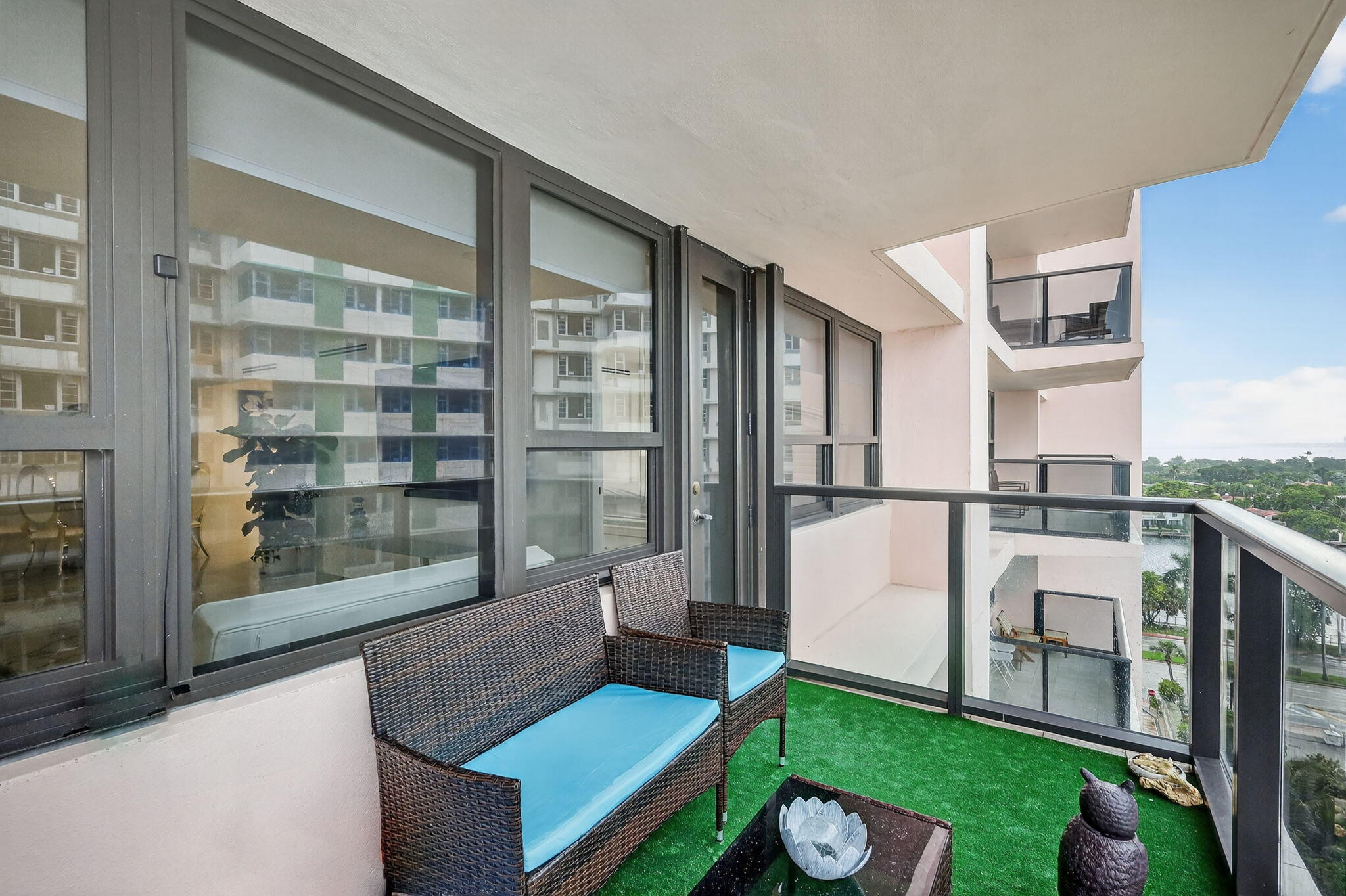 THE ALEXANDER CONDO - Residential