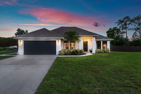 A home in Loxahatchee