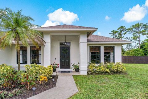 A home in Loxahatchee