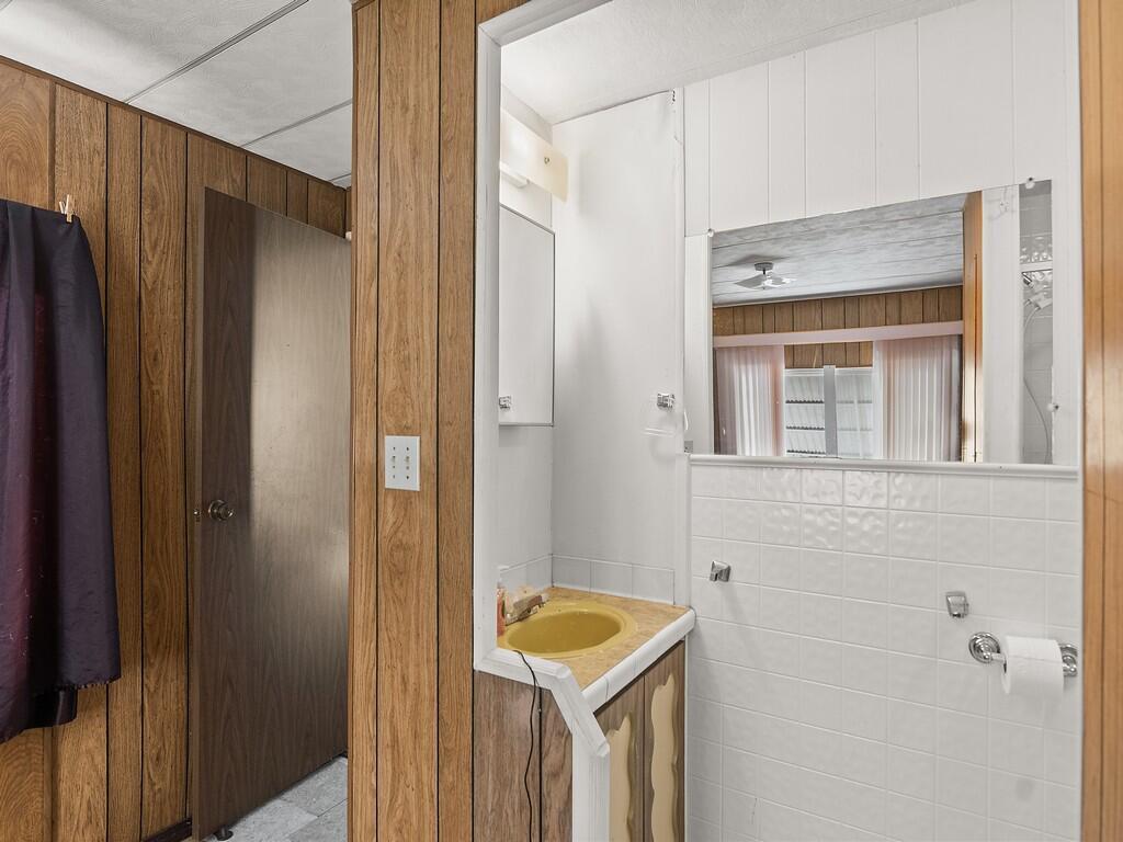 Spanish Lakes One - Residential