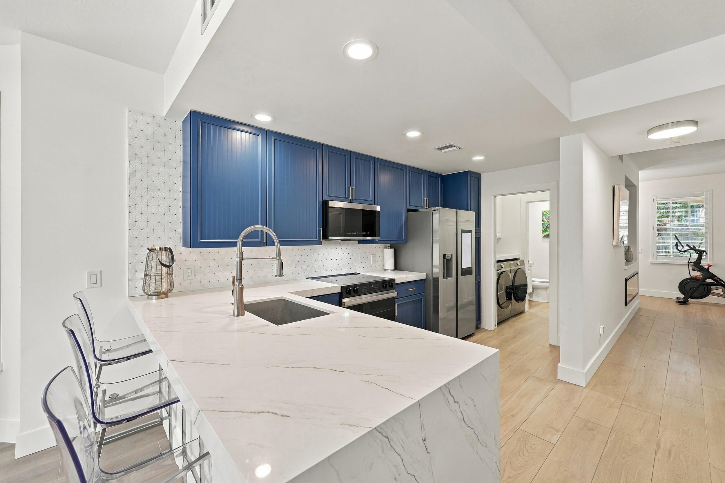 4102 Community Drive