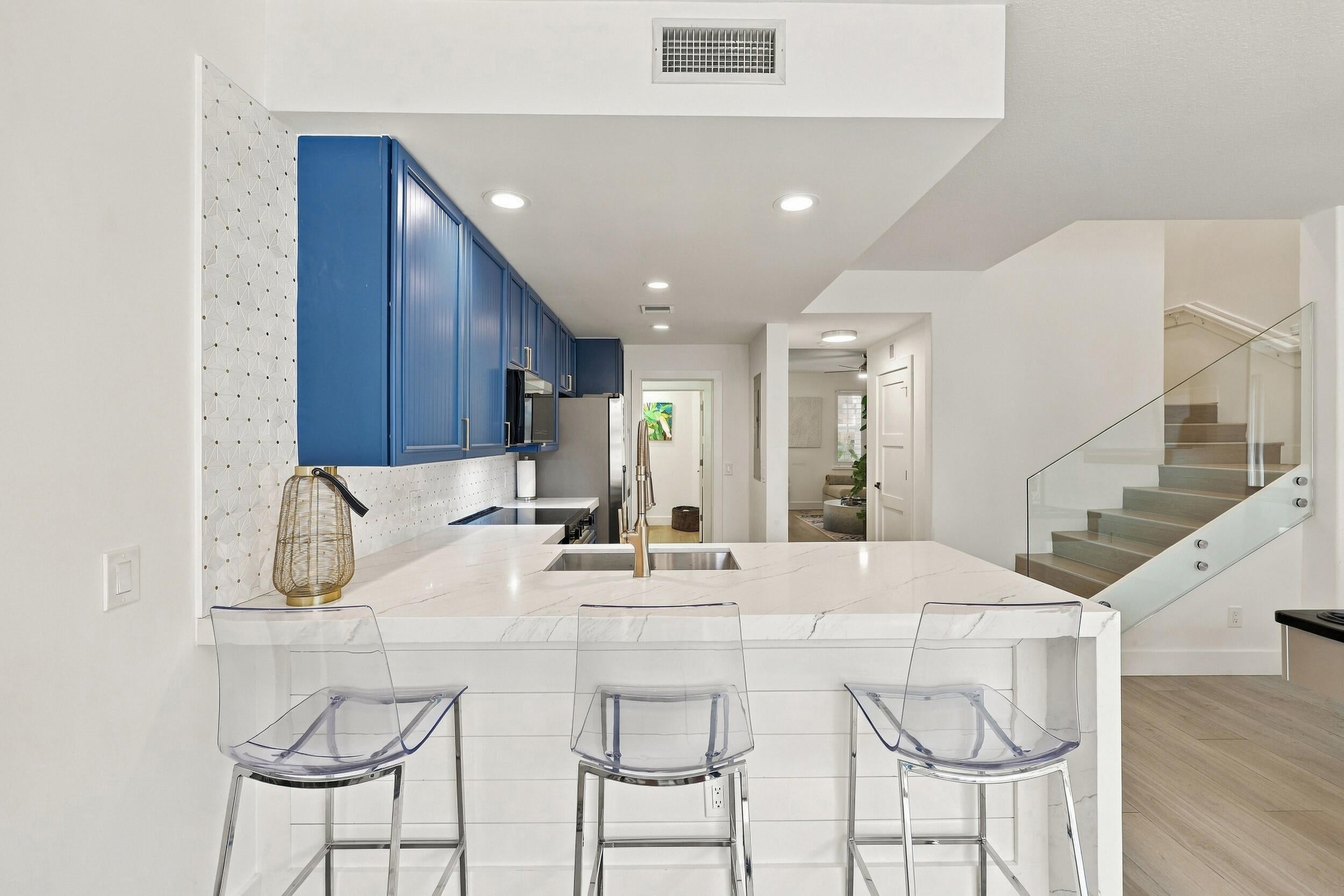 4102 Community Drive