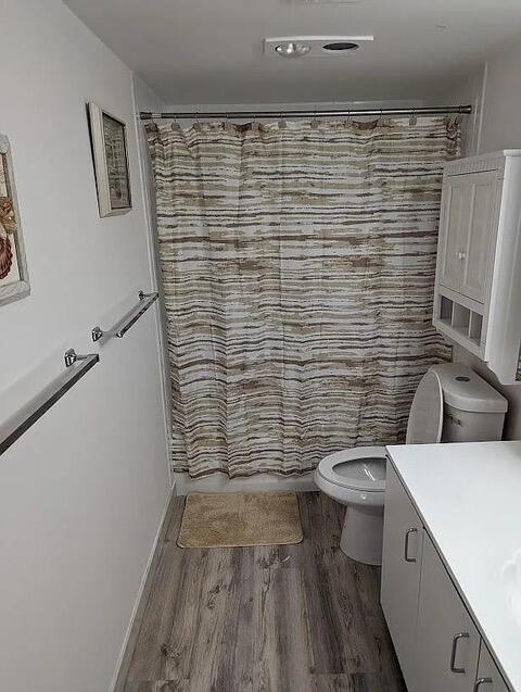 AQUARIUS CONDO - Residential Lease