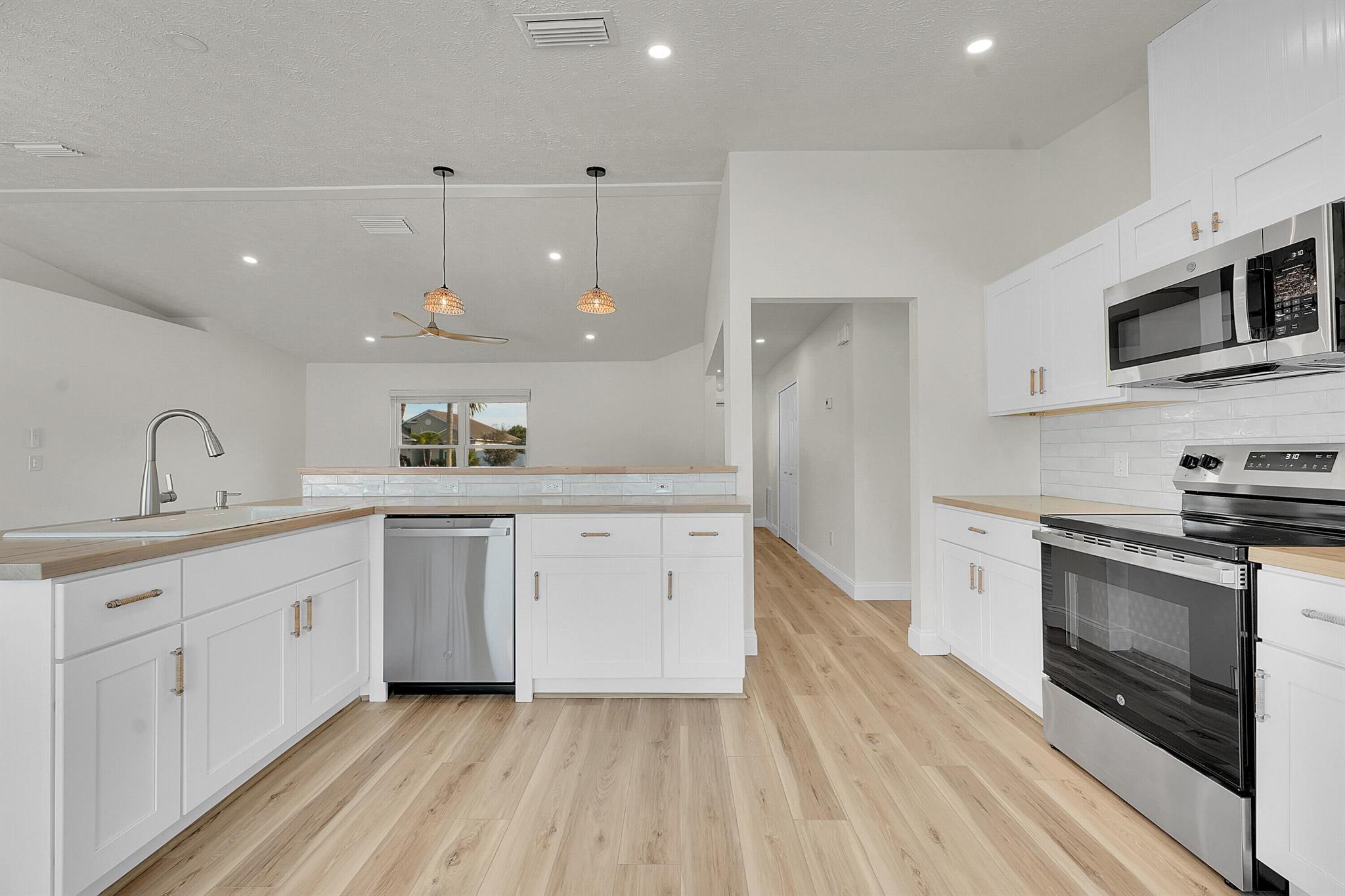 PORT ST LUCIE SECTION 13 - Residential