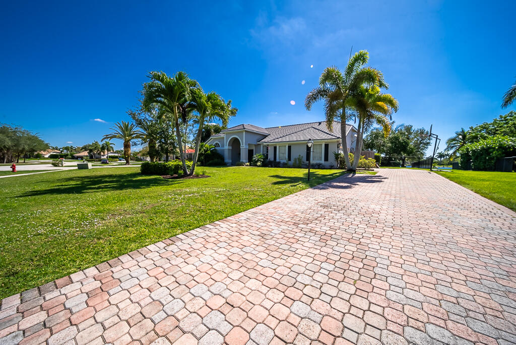 9640 Eagle Point Lane