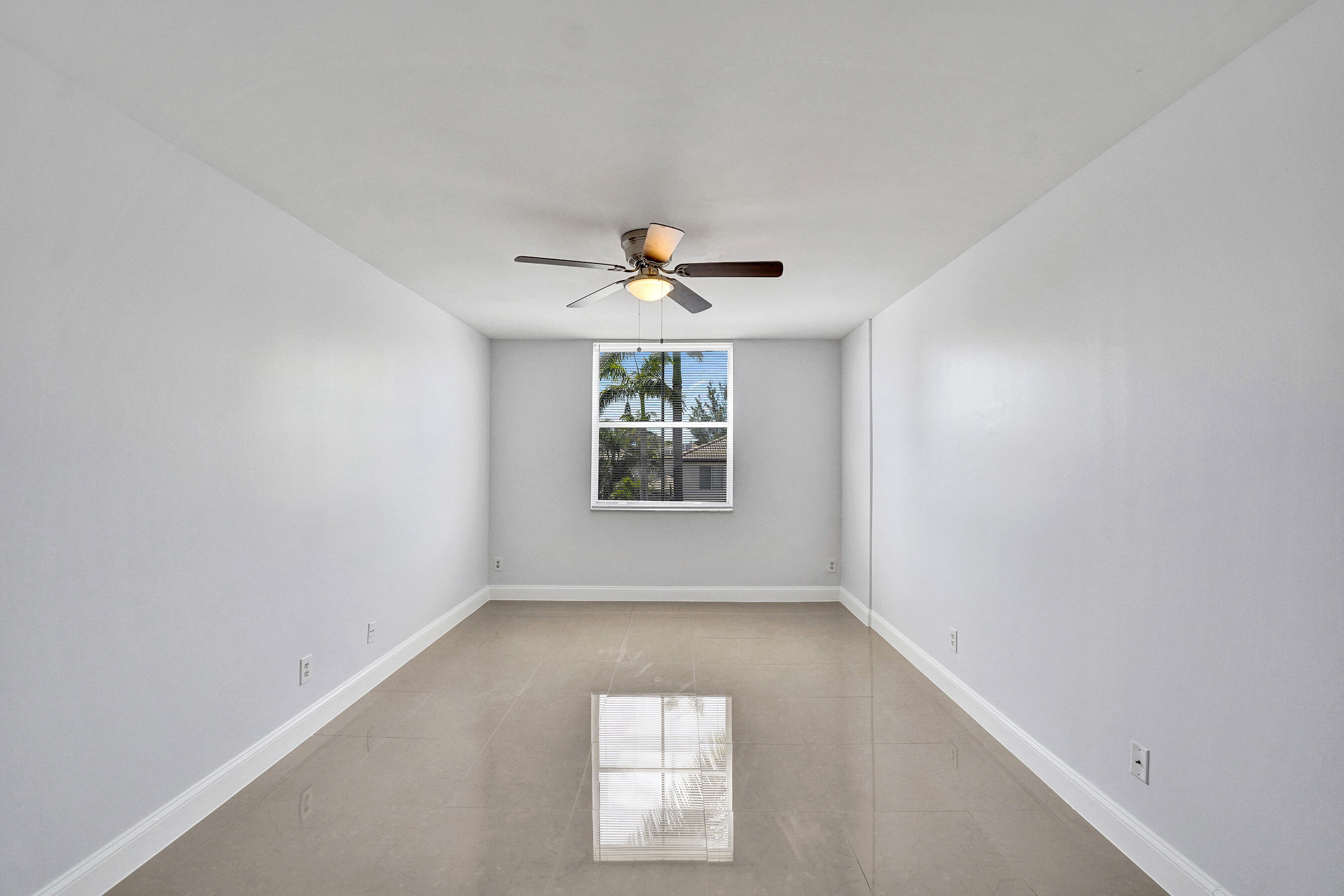 SHERIDAN EAST CONDO BLDG 1 - Residential Lease