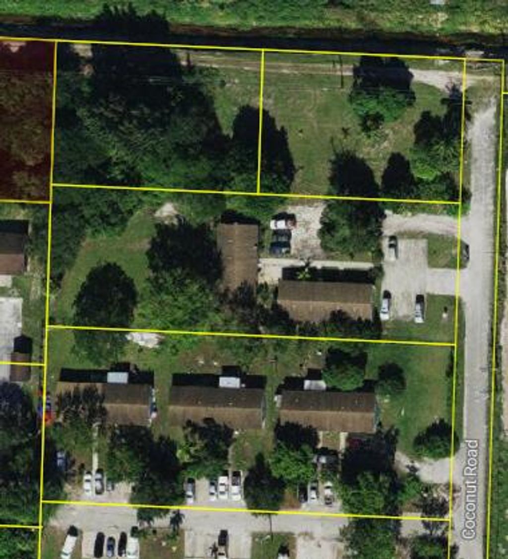 Photo of 4537 Coconut Road, Lake Worth, FL 33461 (MLS # B26035010)