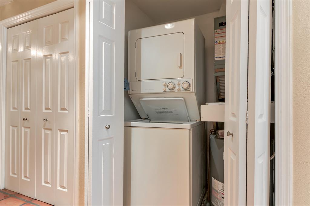 SEASCAPE CONDO I - Residential