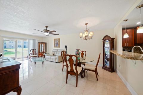 Condominium in Boca Raton FL 9818 Marina Boulevard.jpg