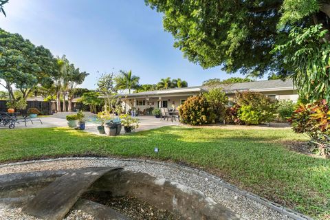 A home in Lake Clarke Shores