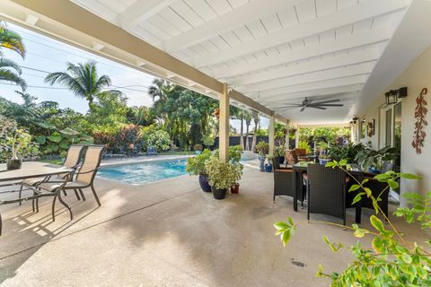 A home in Lake Clarke Shores