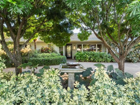 A home in Lake Clarke Shores