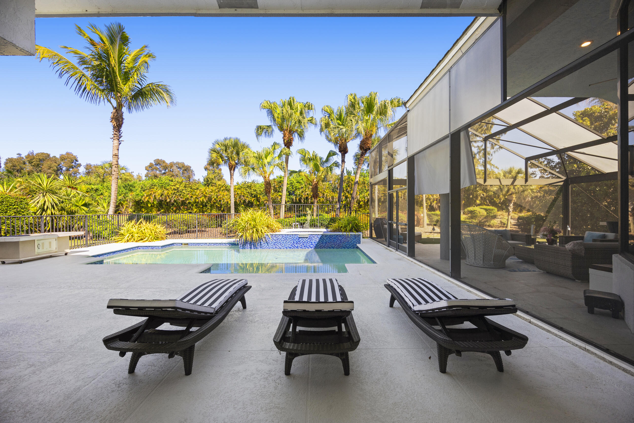 STONEBRIDGE 2 - Residential Lease