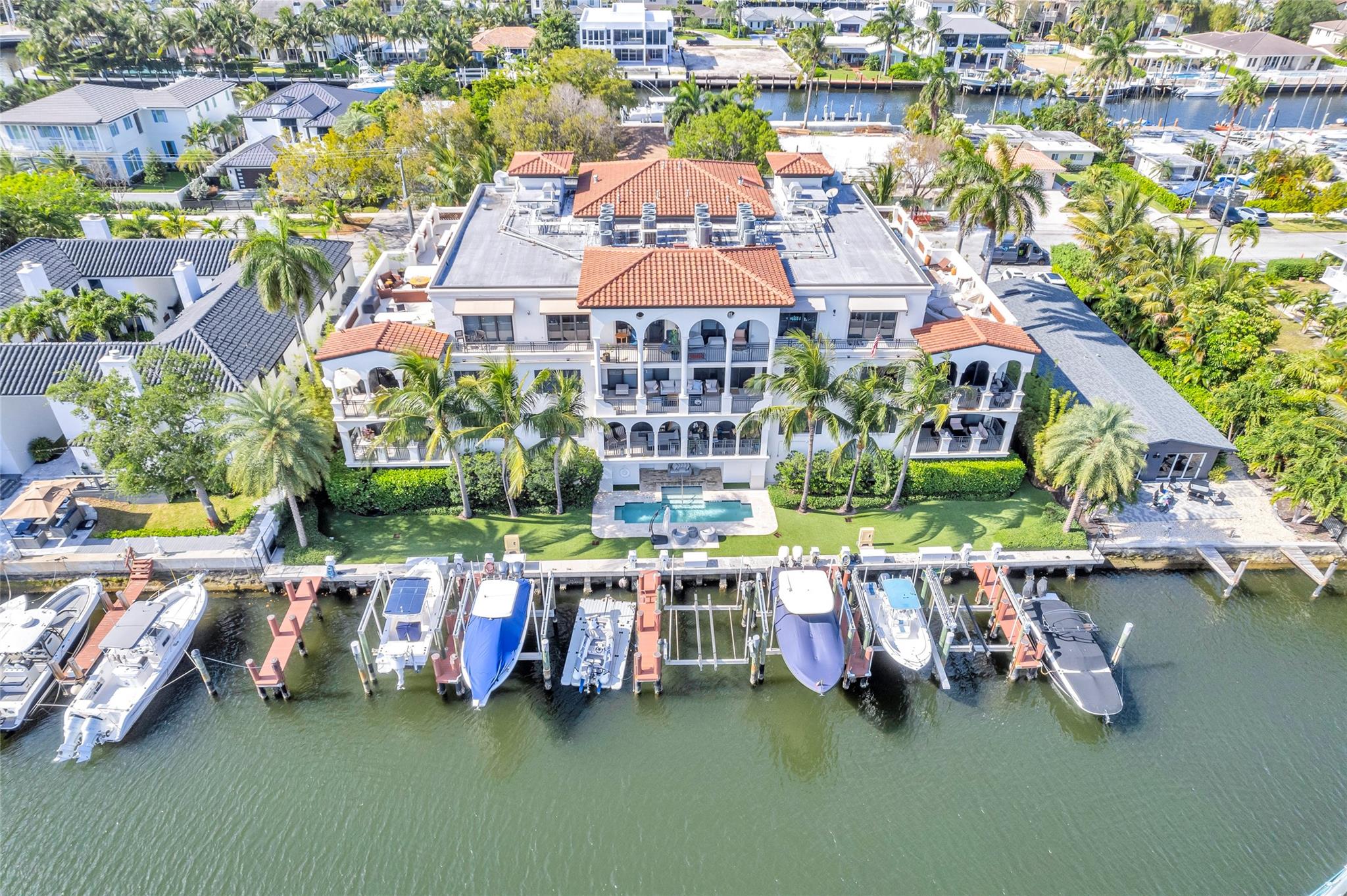 Experience the perfect blend of luxury, waterfront access, and urban convenience in this stunning condo. Located in an exclusive boutique building with just 9 residences, this bright and open floor plan is ideal for those who love boating and vibrant city living. The waterside balcony offers water views, while the dockage for a boat up to 38 ft with no fixed bridges makes it perfect for boating enthusiasts. The chef’s kitchen features a center island with upgraded cabinetry, lighting, and appliances, ideal for entertaining. Additional highlights include two secure garage parking spaces and a prime location within walking distance to the LYC and just minutes from premier shopping and dining. Luxury waterfront living has never been more accessible.