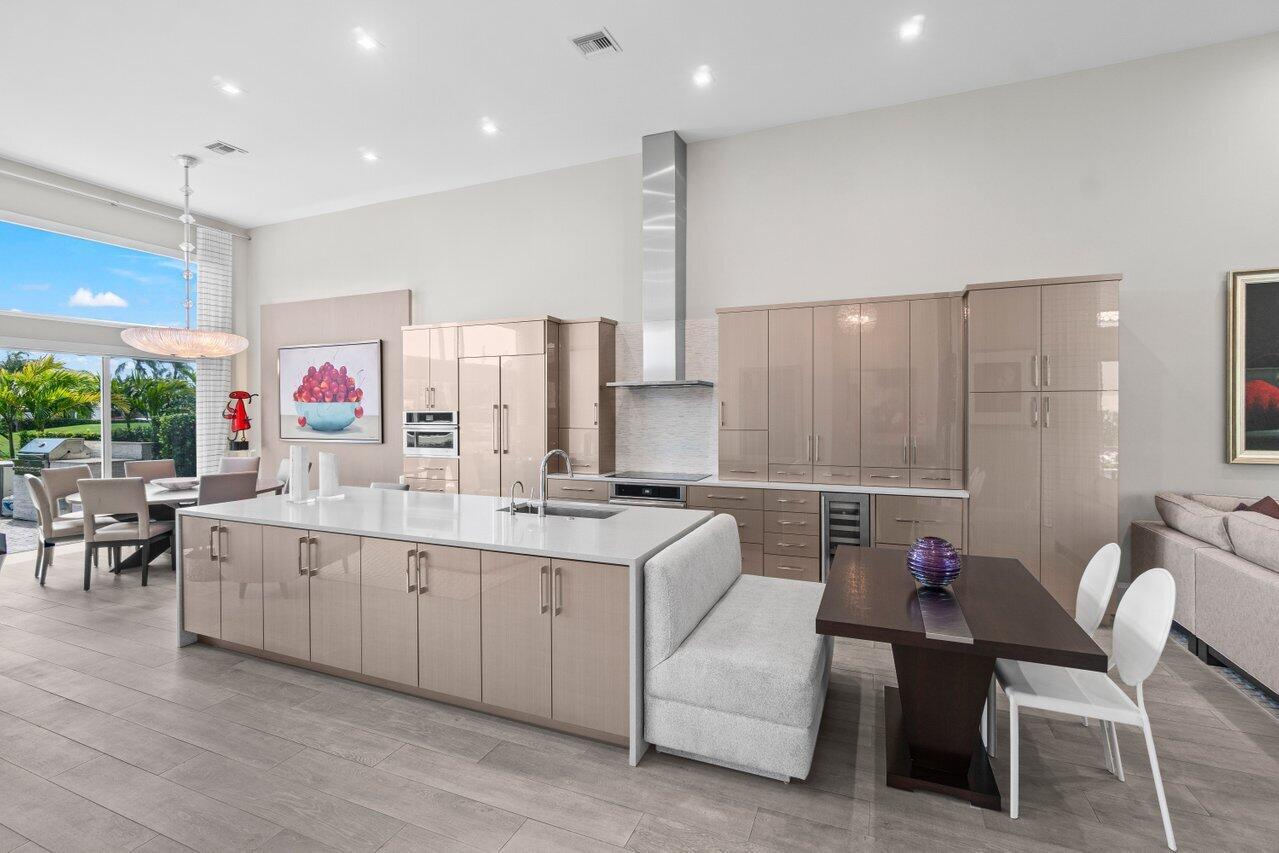 MANCHESTER / POLO CLUB - Residential