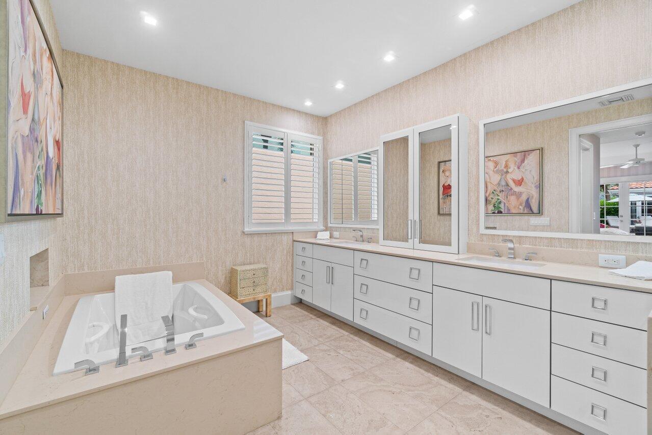 MANCHESTER / POLO CLUB - Residential