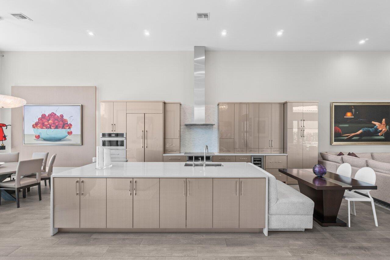 MANCHESTER / POLO CLUB - Residential