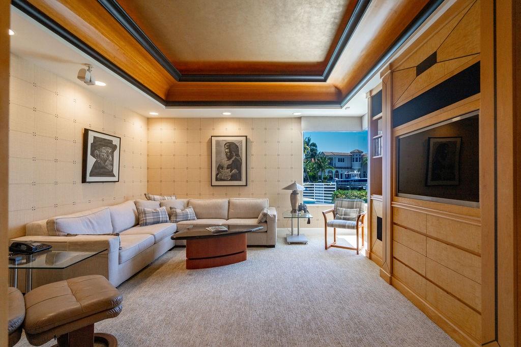 Lighthouse Point 5th Sec - Residential