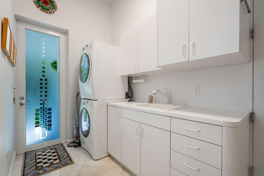 Lighthouse Point 5th Sec - Residential