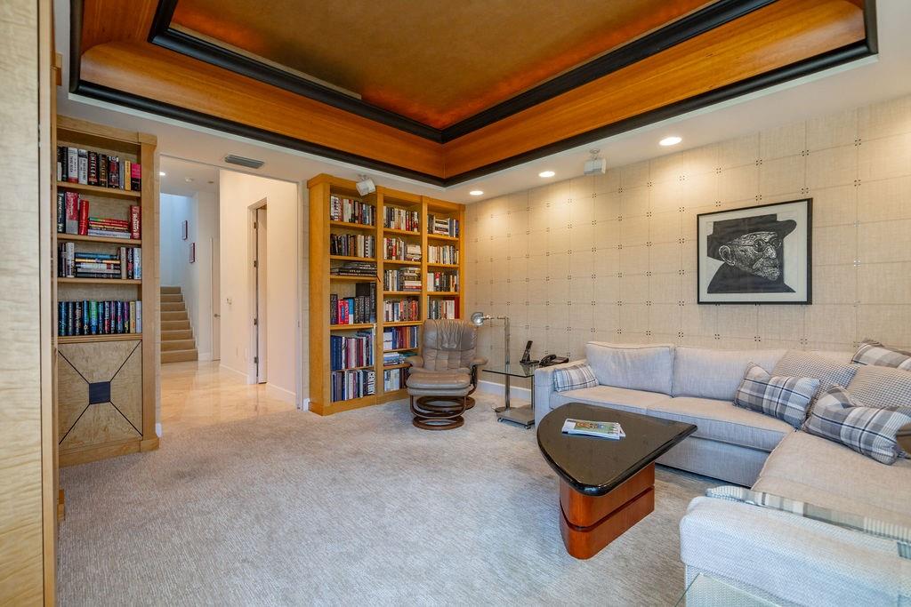 Lighthouse Point 5th Sec - Residential