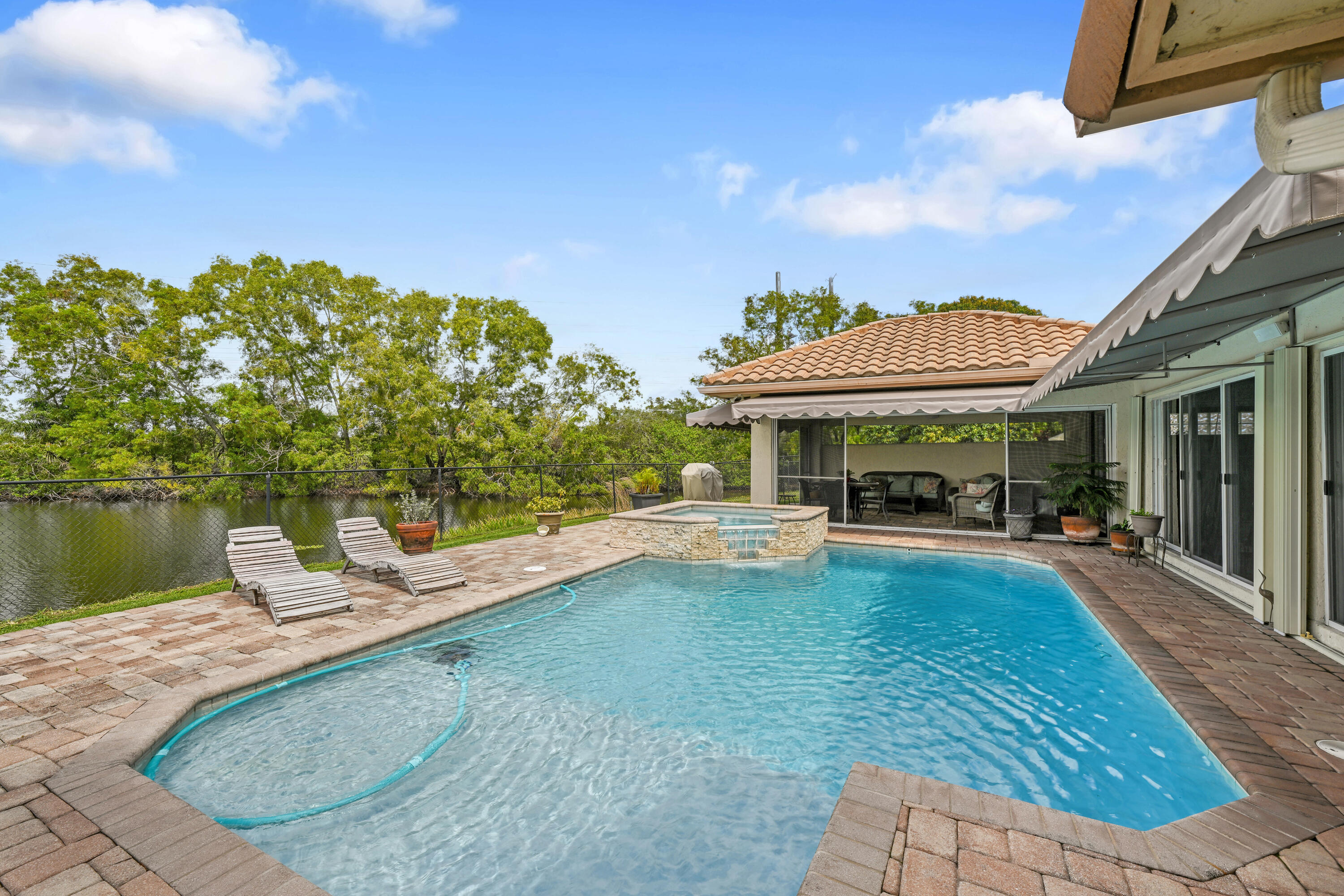 SUN VALLEY 2 - Residential