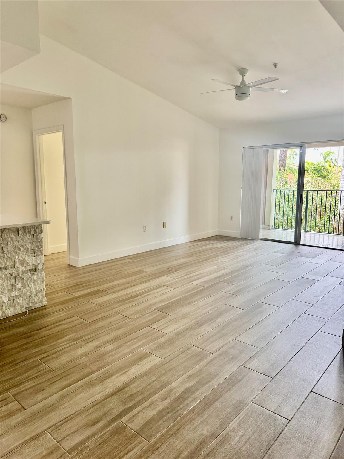 Carrington At Coconut Cre - Residential Lease