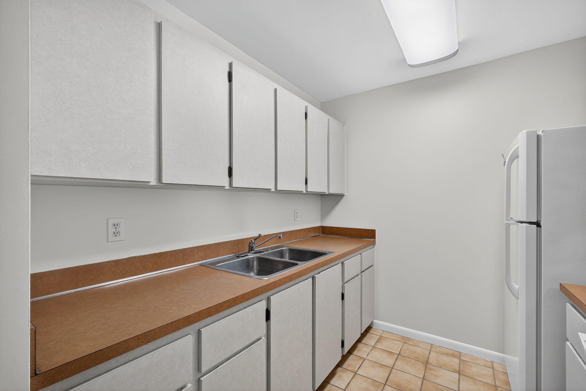 Church apartments - Residential Lease