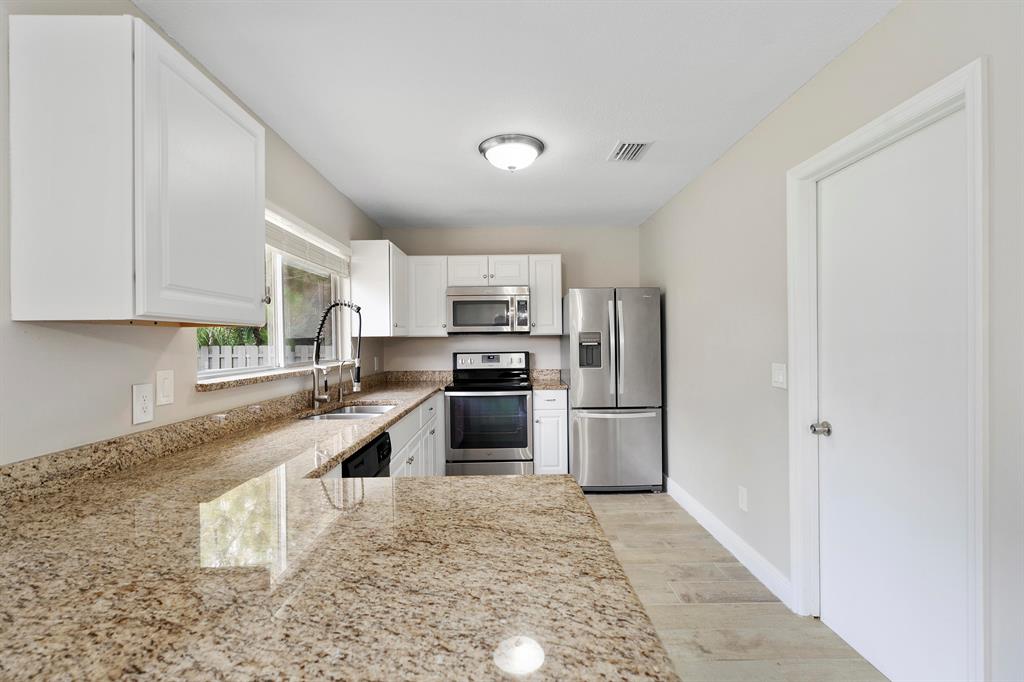 PORT ST LUCIE SECTION 40 - Residential