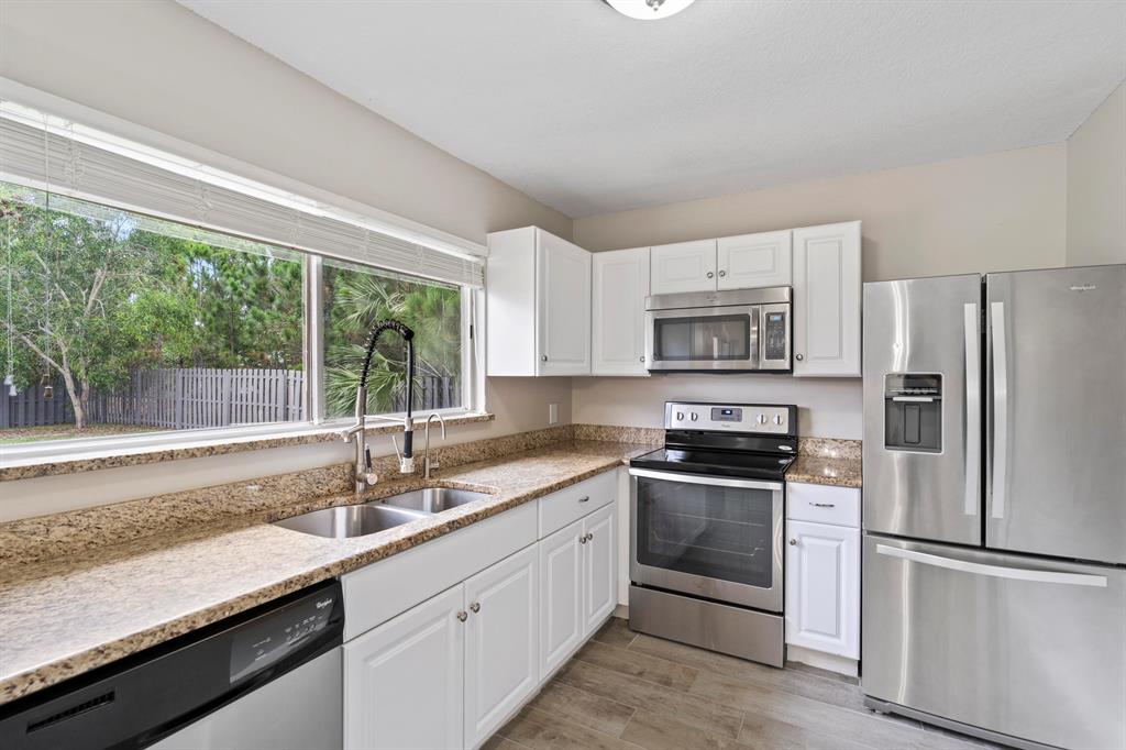 PORT ST LUCIE SECTION 40 - Residential