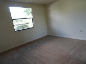 WHITEHALL - Residential