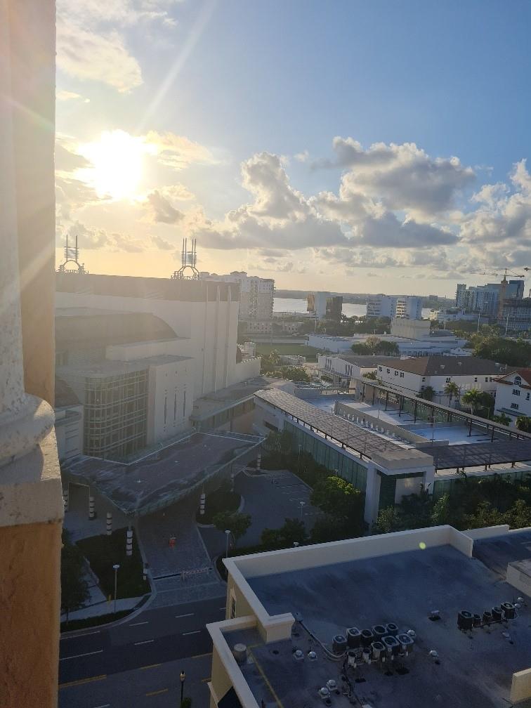 TOWER CONDO AT CITYPLACE - Residential Lease