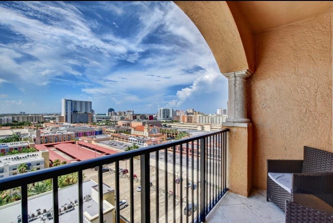 TOWER CONDO AT CITYPLACE - Residential Lease