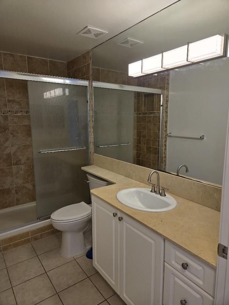 TOWER CONDO AT CITYPLACE - Residential Lease